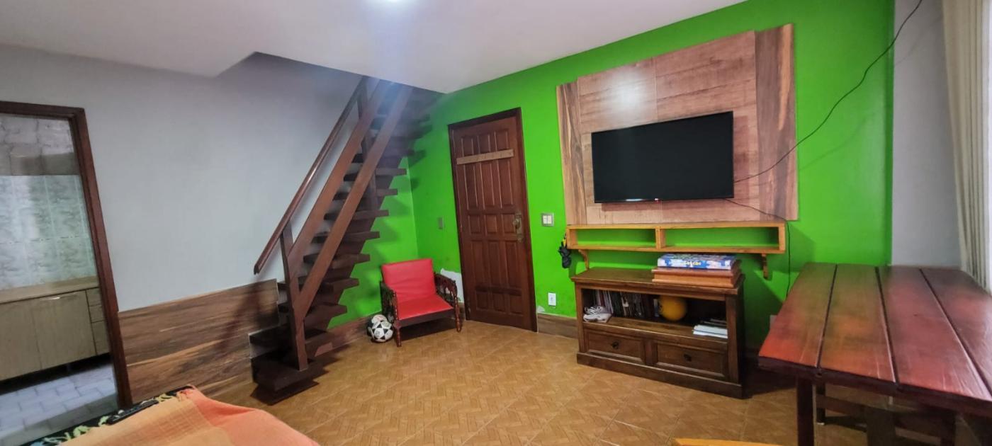 Casa à venda com 2 quartos, 90m² - Foto 5