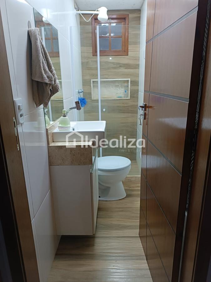 Casa à venda com 3 quartos, 219m² - Foto 8