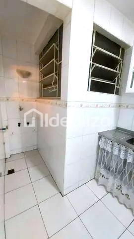 Apartamento à venda com 1 quarto, 40m² - Foto 13