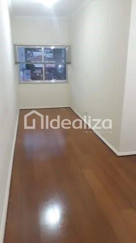 Apartamento à venda com 1 quarto, 40m² - Foto 5