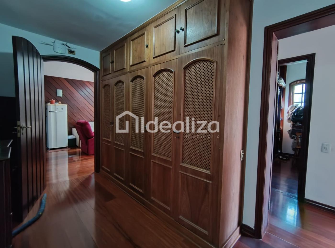 Casa à venda com 5 quartos, 280m² - Foto 34