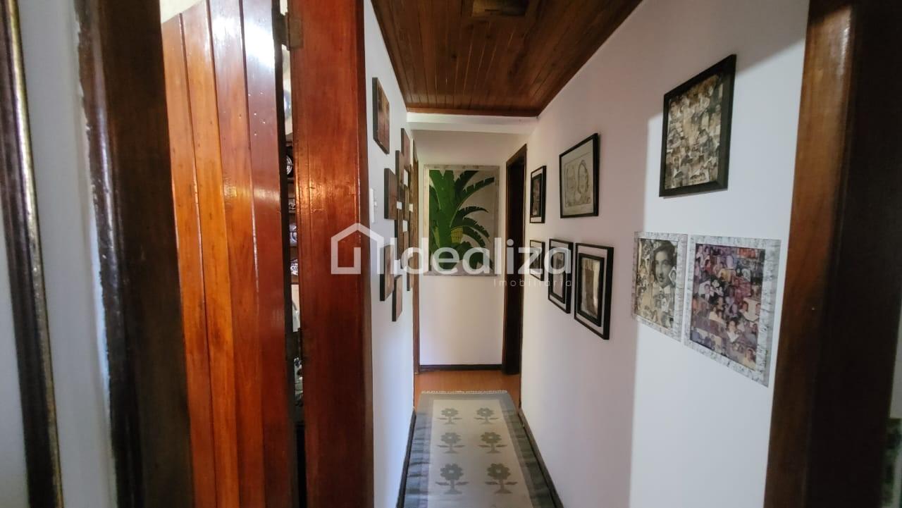 Casa à venda com 3 quartos, 2670m² - Foto 10