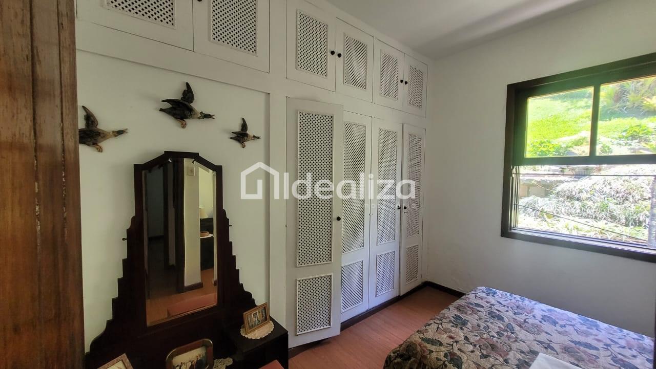 Casa à venda com 3 quartos, 2670m² - Foto 14