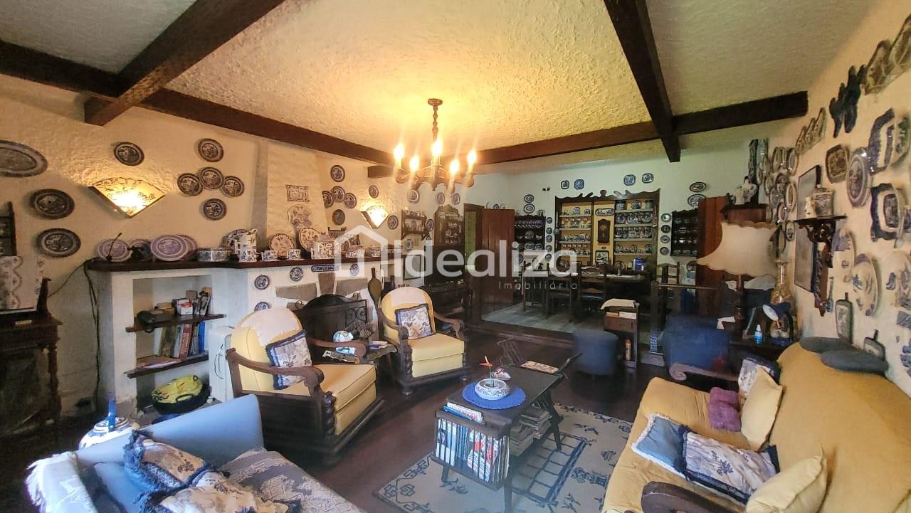 Casa à venda com 3 quartos, 2670m² - Foto 9