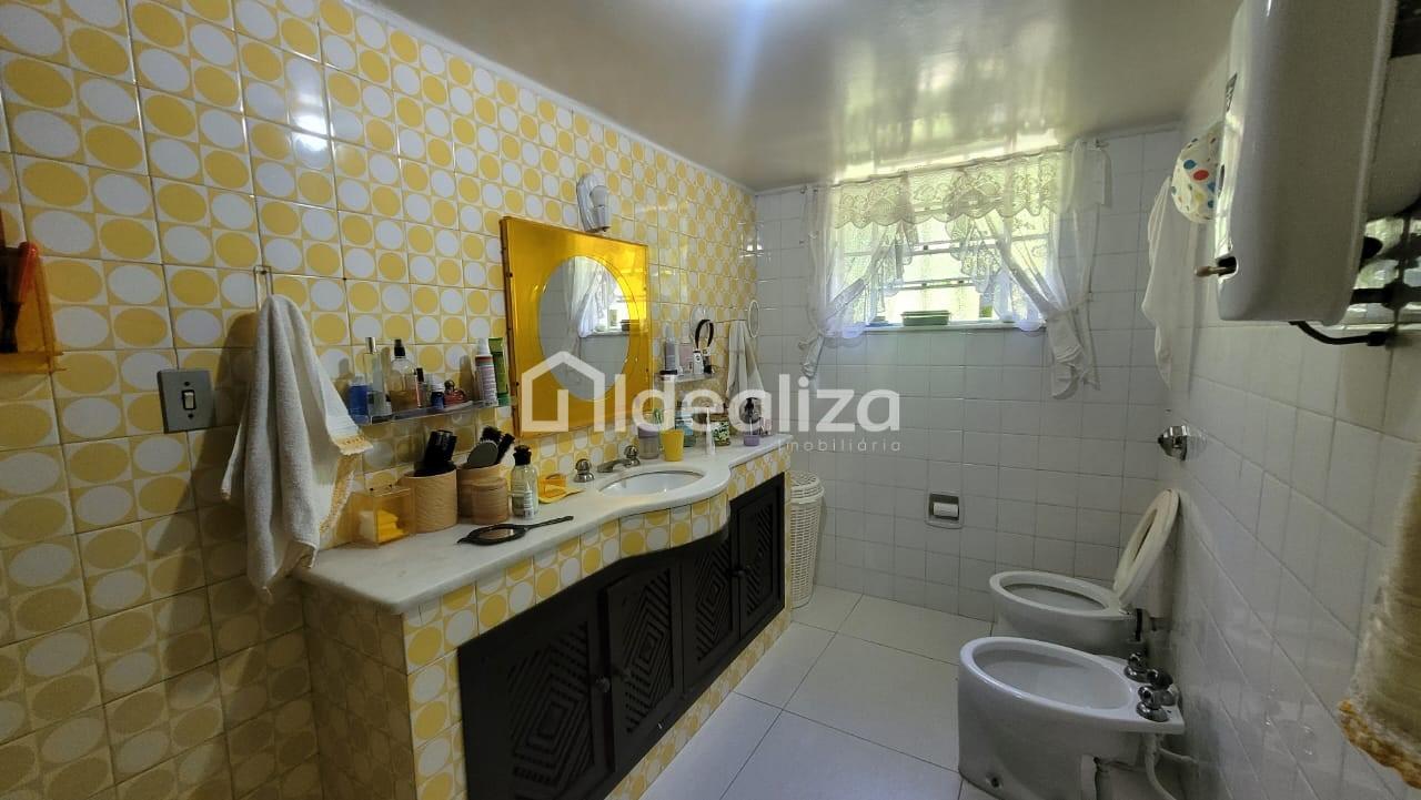 Casa à venda com 3 quartos, 2670m² - Foto 22