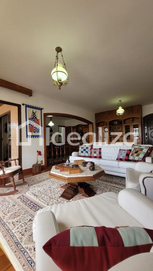 Apartamento à venda com 4 quartos, 257m² - Foto 12