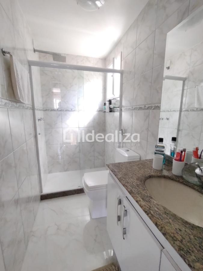 Casa à venda com 2 quartos, 103m² - Foto 23