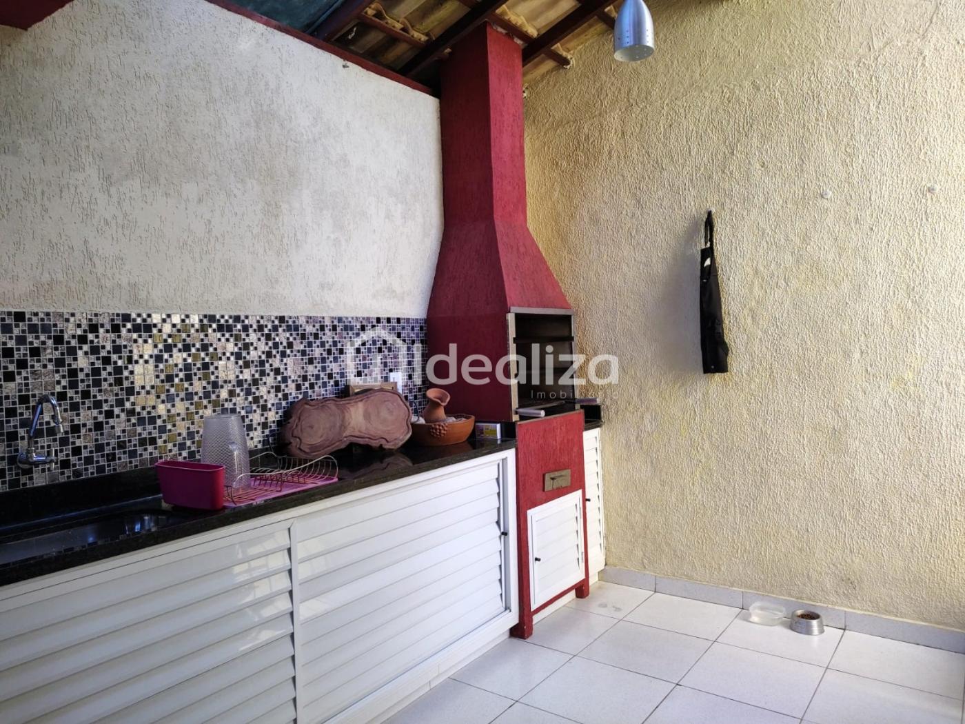 Casa à venda com 2 quartos, 103m² - Foto 25