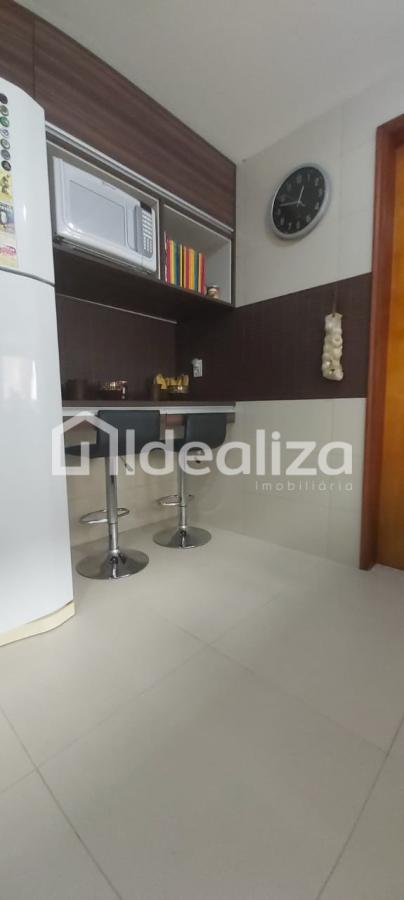 Casa à venda com 3 quartos, 428m² - Foto 22